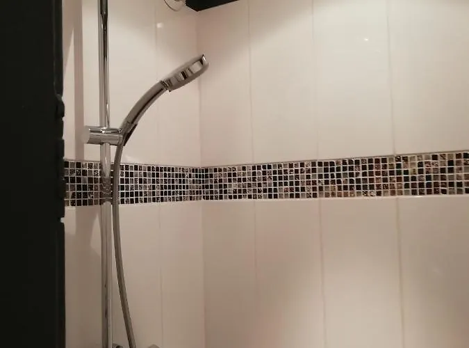 بيت للعطل Le *